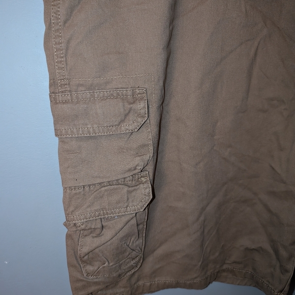 NWT! Wrangler Authentics Men's Cargo Shorts Size - Picture 7 of 7